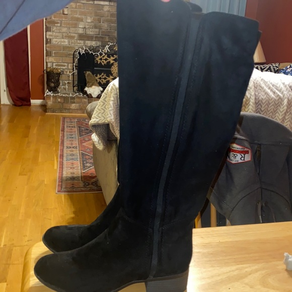 Target Shoes Slightly Worn Wide Calf Target Brand Black Suede Knee